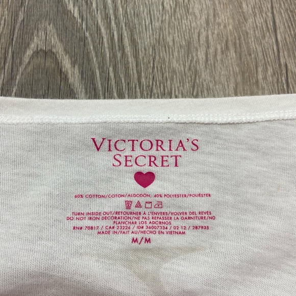 Victoria’s Secret robe🥰 - Picture 3 of 5